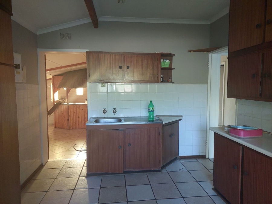 To Let 3 Bedroom Property for Rent in Tuinhof Free State